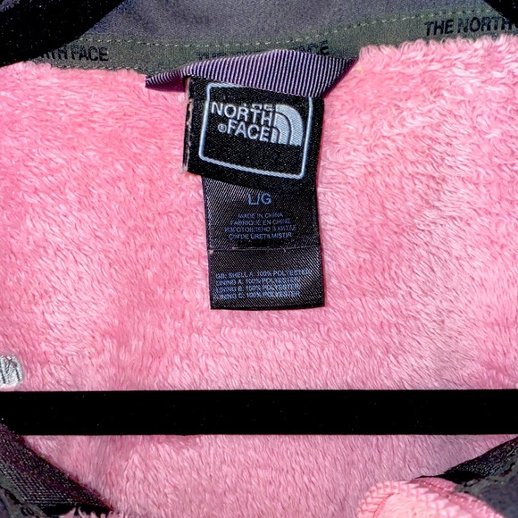 North Face Pink Fleece Jacket - Picture 3 of 6